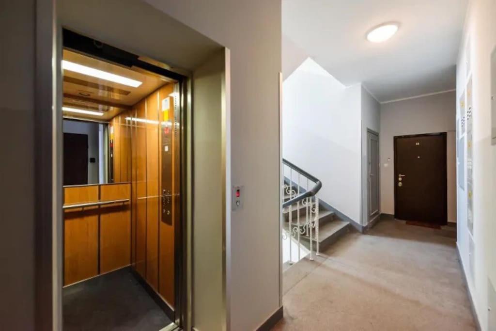 Cutest Studio With Best Location Варшава Екстериор снимка